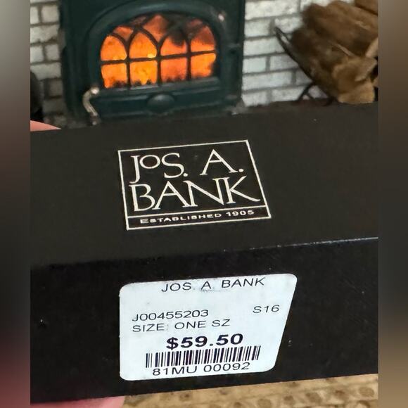 Jos. A. Bank Black and Silver Cufflinks - Picture 4 of 4